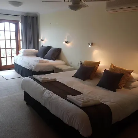Getaway Inn Boutique Guest House-3