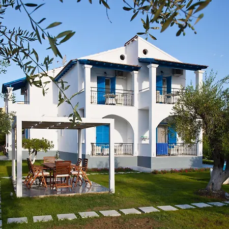 Sun 'N Chill, Boutique Apartments & Beach Villa-3