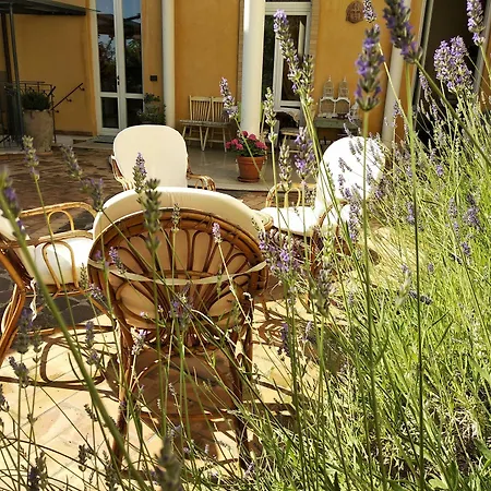 B&B Palazzo Mestichelli Boutique Palace-3