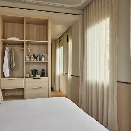 Grand Hotel Central, Small Luxury Hotels-2