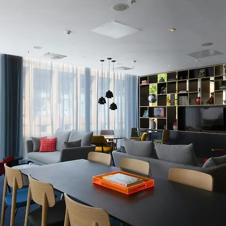 Citizenm Glasgow-2