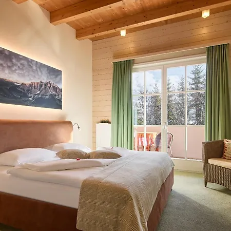 Dolomit Boutique Hotel-3