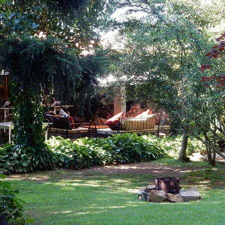 Gately Inn Entebbe-2