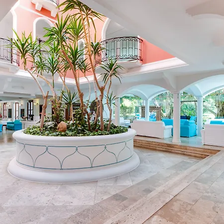 Phi Hotel Sighientu-2
