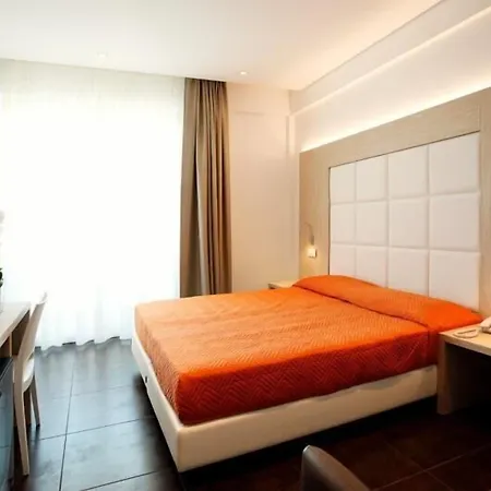 Hotel Fantasy-2