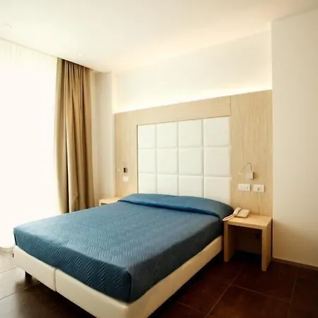 Hotel Fantasy-3