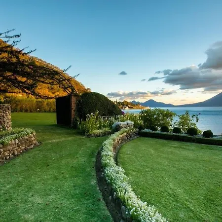 Hotel Atitlan-2