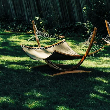 Somewhere Inn Collingwood Boutique Hotel-3