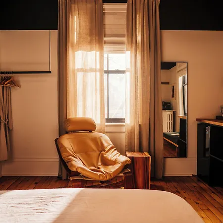 Somewhere Inn Collingwood Boutique Hotel-2