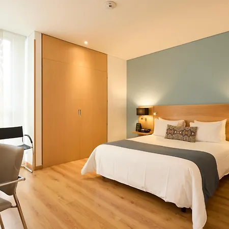 Hotel bh Parque 93-3