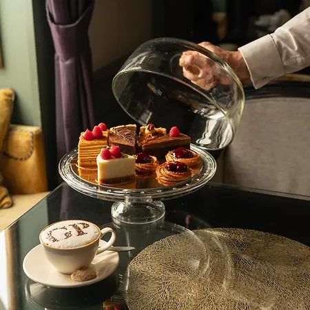 Grand Palace Hotel - Small Luxury Hotels Of The World-3