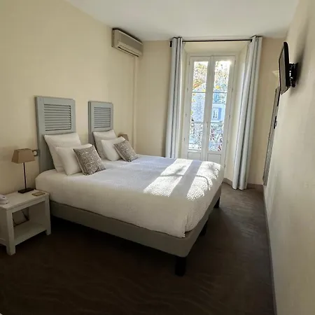 Logis Hôtel la Vallée de l'Arc-3