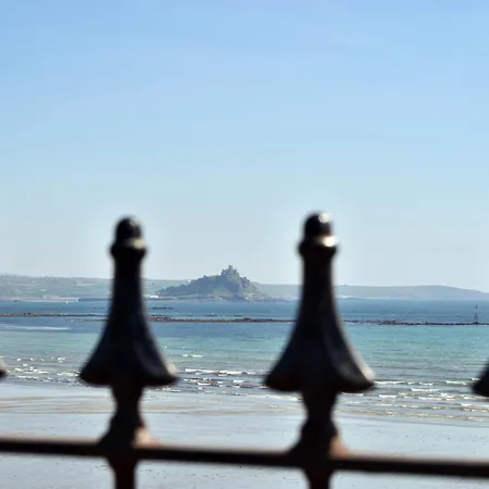 Hotel Penzance Harbour View-2