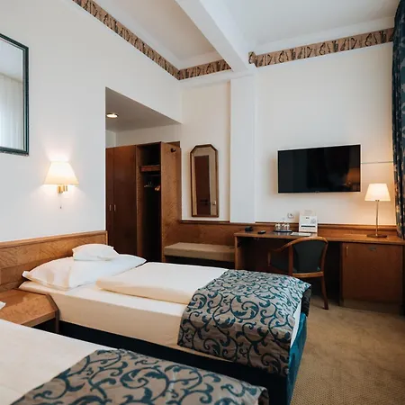 Hotel Viktoria-3