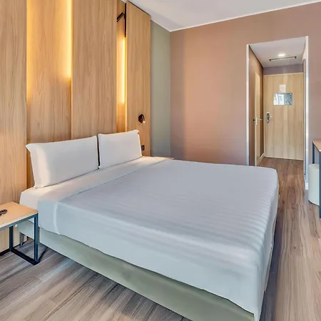 B&B HOTEL Milano Portello-3