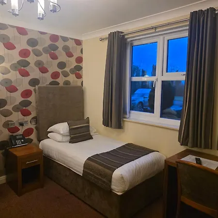 Oaklands Hall Hotel Grimsby-3