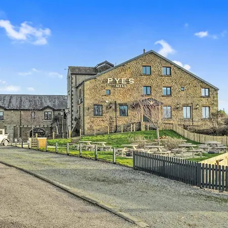 Pyes Mill Hotel Lancaster-3