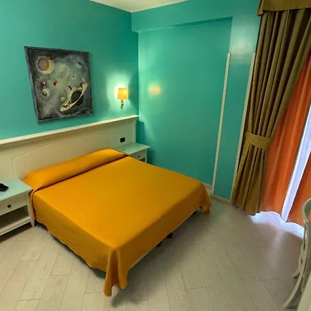 Hotel Bright-3