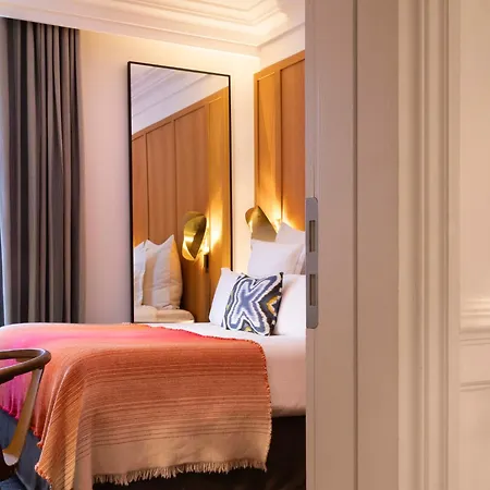 Hotel Vernet Champs Elysees Paris-3