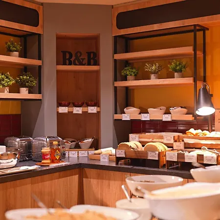B&B Hotel Birmingham Centre-3