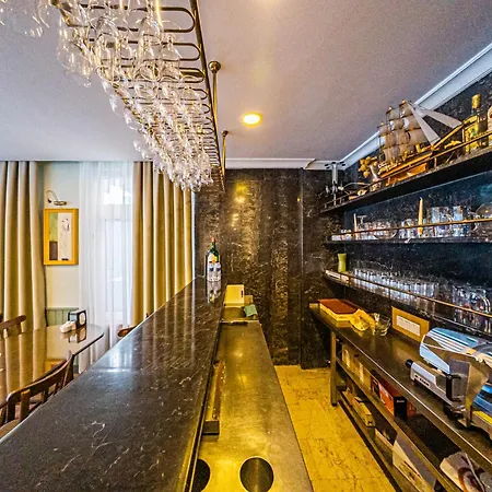 Triana Hotel-3