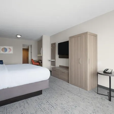 Holiday Inn Express Pembroke By Ihg-3