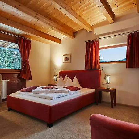 Dolomit Boutique Hotel-3