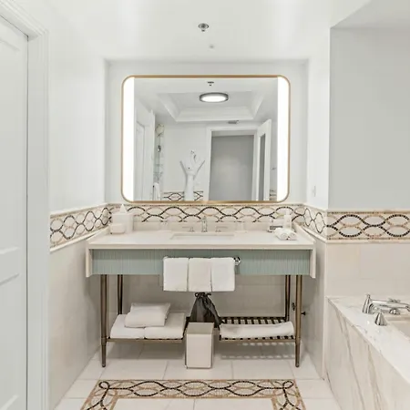 Jw Marriott Miami Turnberry Resort & Spa-3