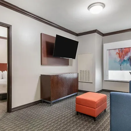 Hawthorn Suites By Wyndham Lubbock-3