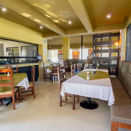 Hecthorny San Carlos Tequisquiapan, BW Signature Collection-2