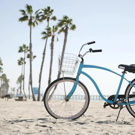 Huntley Santa Monica Beach-3