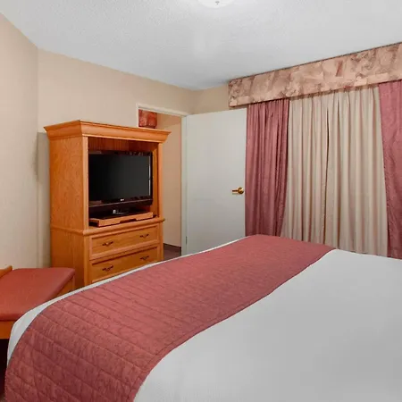 Norfolk Lodge & Suites, An Ascend Collection Hotel-3