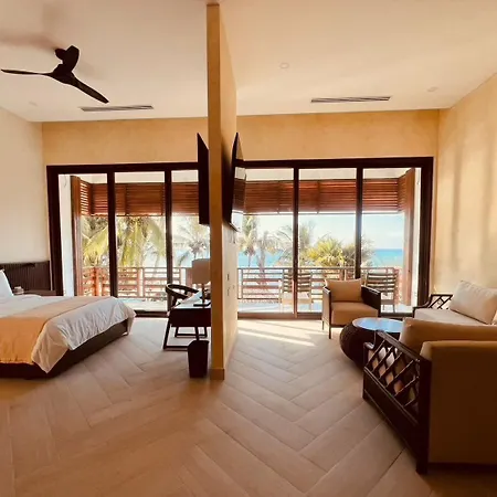 Paraiso Rainforest And Beach Hotel-2