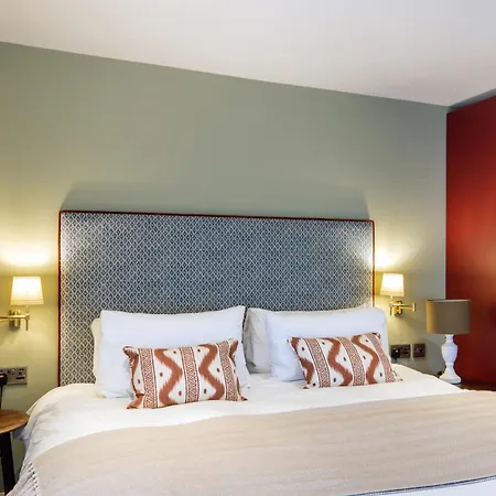The Bell Hotel, Saxmundham-3