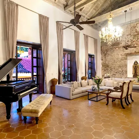 El Marques Hotel Boutique By Geh Suites-2