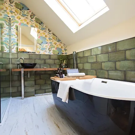 No33 Thornham Boutique Suites-3