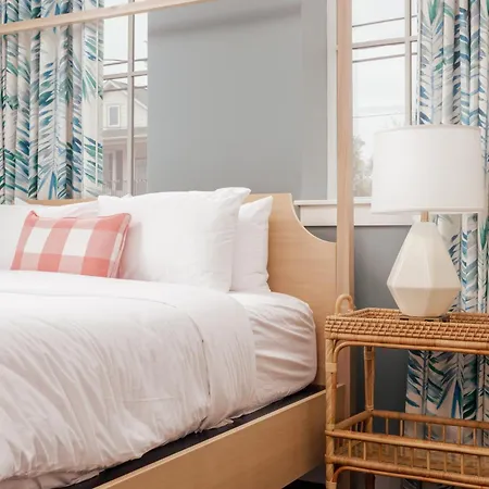 Lily Hall-A Boutique Hotel-2