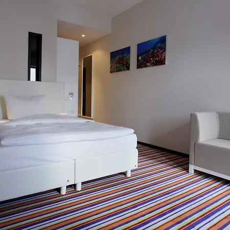 Friendly Cityhotel Oktopus-3