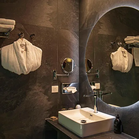 Hôtel Henri IV-2