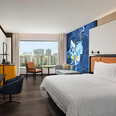 Le Meridien Ahmedabad, A Premium Marriott Hotel-3