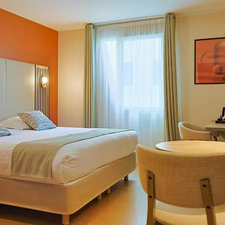 Seven Urban Suites Nantes Centre-3