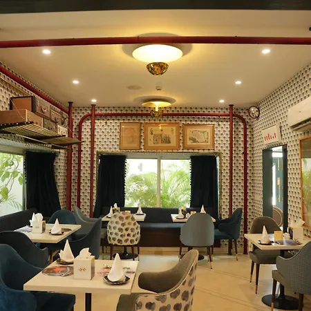 Ambiance Boutique Art Hotel Karachi-2