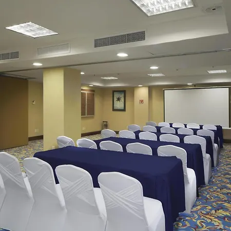 Hampton Inn & Suites Mexico City - Centro Historico-2