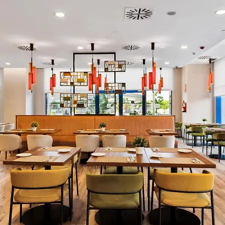 Hilton Garden Inn Sevilla-3