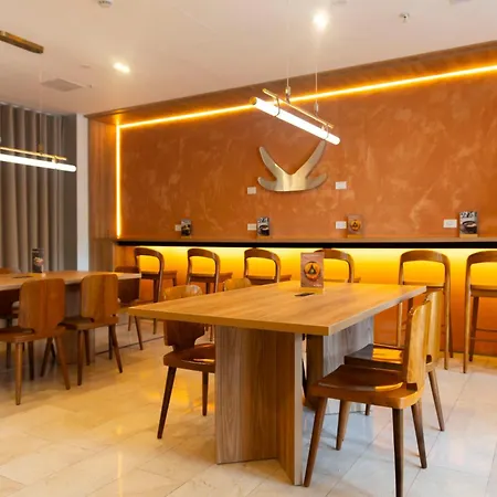 Dazzler By Wyndham Lima Miraflores-3