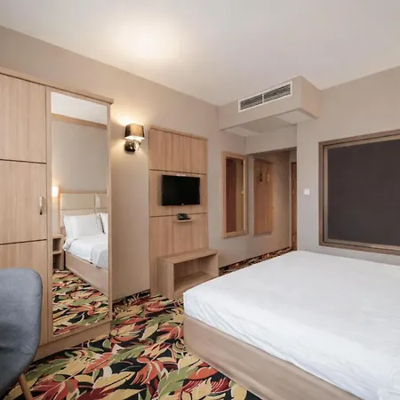 Radisson Hotel Plovdiv-3