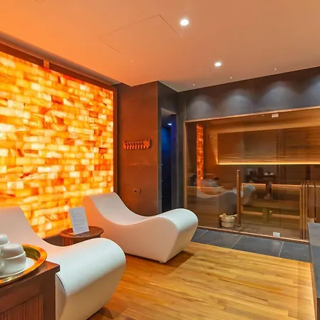 Hotel White-3