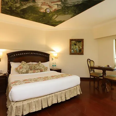 Hotel The Royal Plaza-2