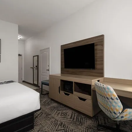 La Quinta By Wyndham Savannah Airport - Pooler-2
