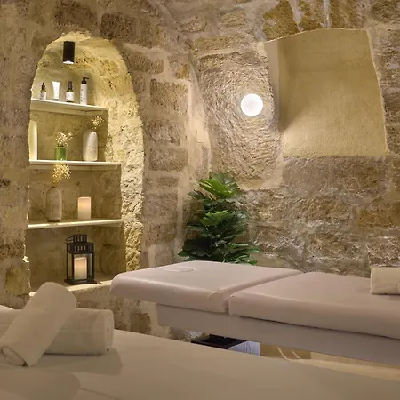 Hotel Josephine & Spa By Happyculture-2